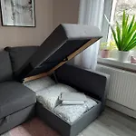 Helles Modern Eingerichtetes 아파트