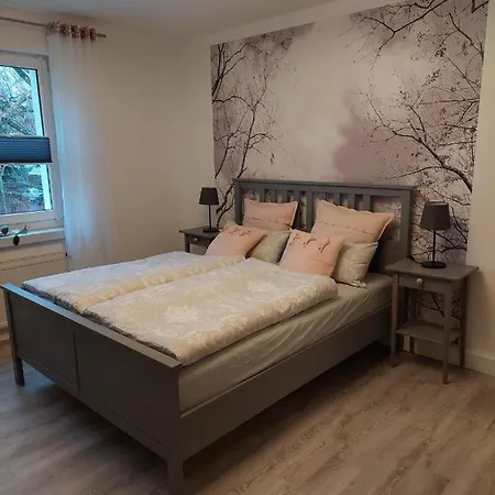 Helles Modern Eingerichtetes *