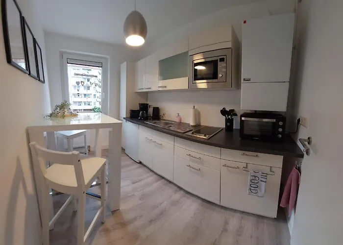 Helles Modern Eingerichtetes Apartamento